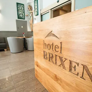 Hotel Brixen, Praga